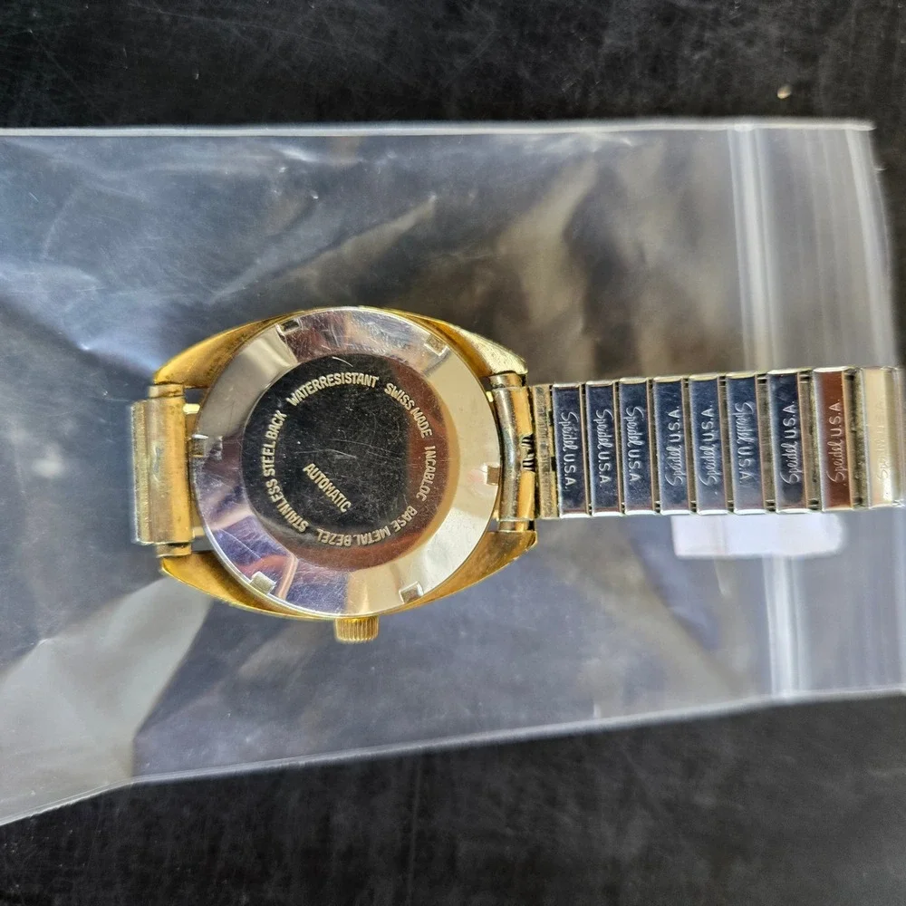 Seacron Automatic 17 Jewels Swiss Made Watch Gold Tone Speidel Band S 6.5 Tested